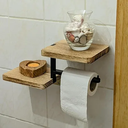 Schoene 2-zi-wohnung Am Tor Zu Stadt Und *