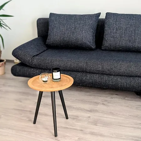 Schoene 2-zi-wohnung Am Tor Zu Stadt Und